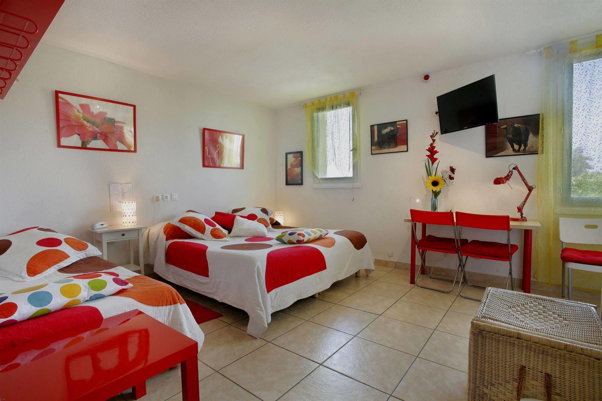 Logis Hotel Corintel Bordeaux Est Трс Экстерьер фото